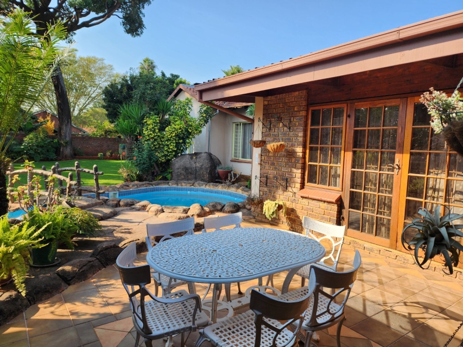 3 Bedroom Property for Sale in Theresa Park Gauteng