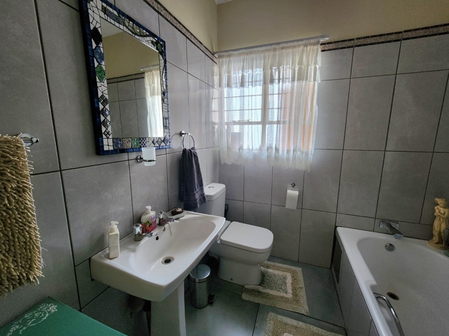 3 Bedroom Property for Sale in Theresa Park Gauteng
