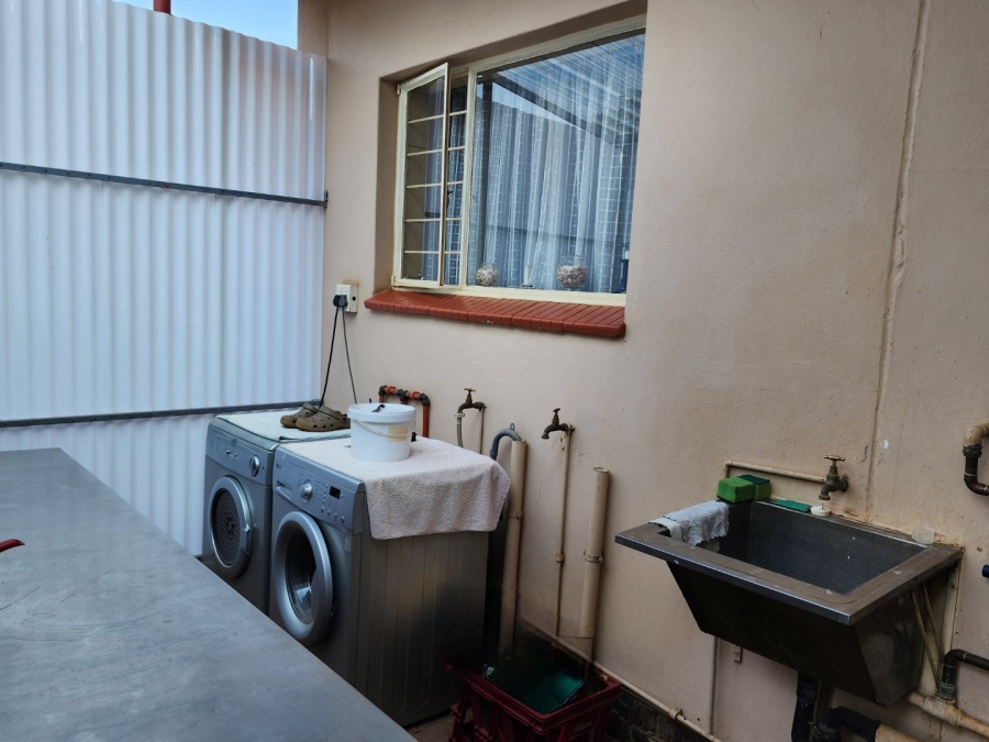 3 Bedroom Property for Sale in Theresa Park Gauteng