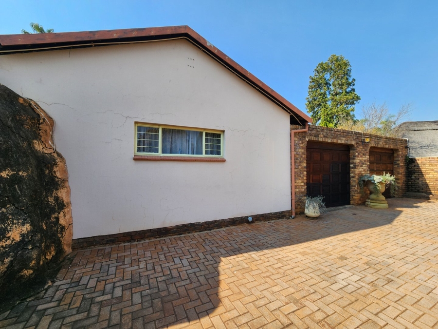3 Bedroom Property for Sale in Theresa Park Gauteng