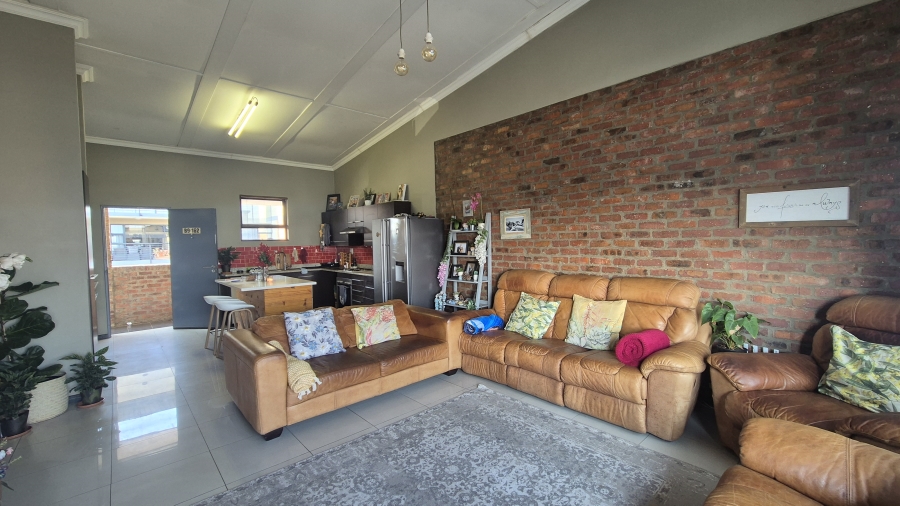 3 Bedroom Property for Sale in Solheim Gauteng