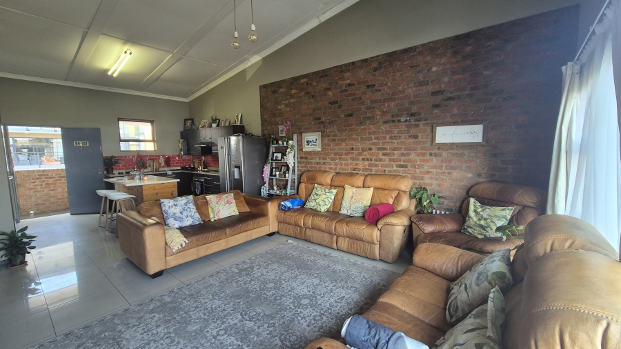 3 Bedroom Property for Sale in Solheim Gauteng