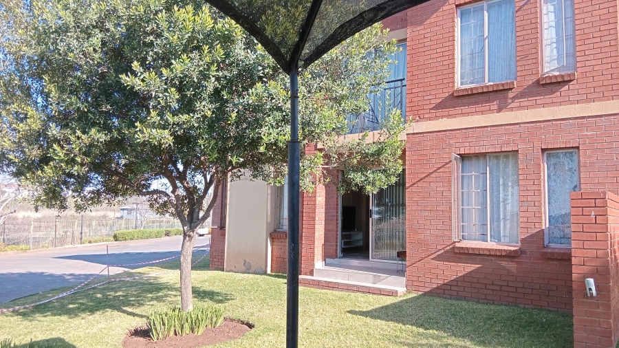 3 Bedroom Property for Sale in Noordwyk Gauteng
