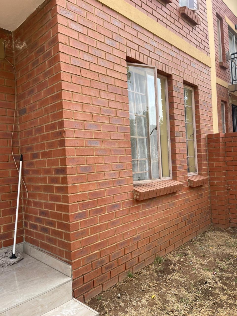 3 Bedroom Property for Sale in Noordwyk Gauteng