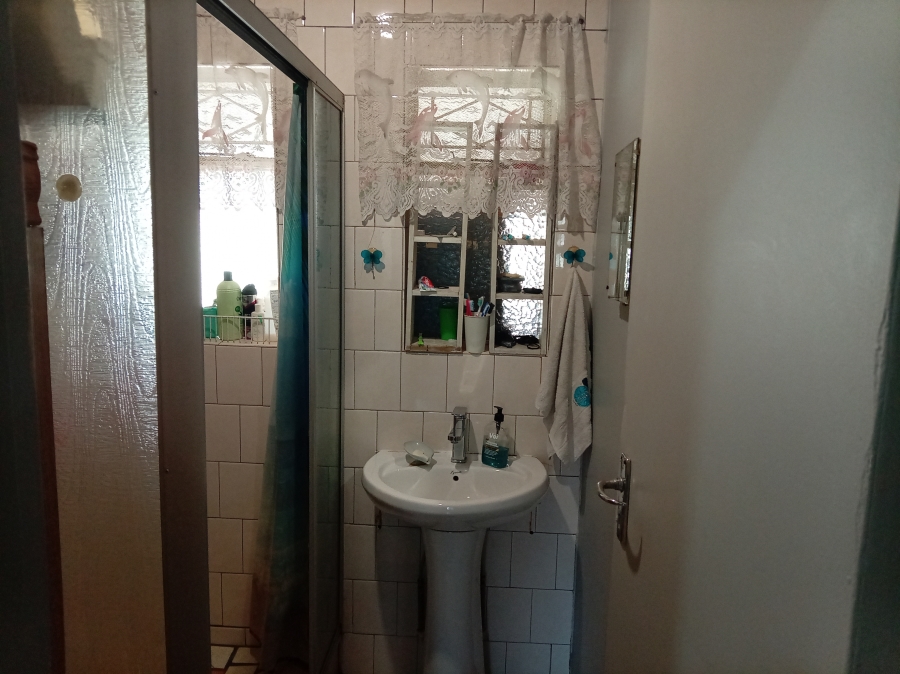 4 Bedroom Property for Sale in Vanderbijlpark CW 5 Gauteng