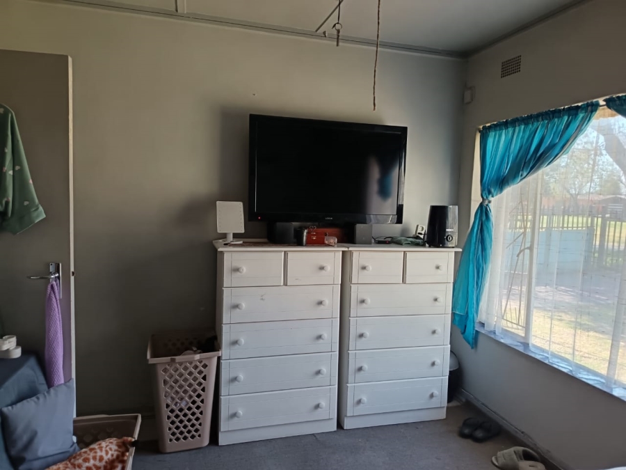4 Bedroom Property for Sale in Vanderbijlpark CW 5 Gauteng