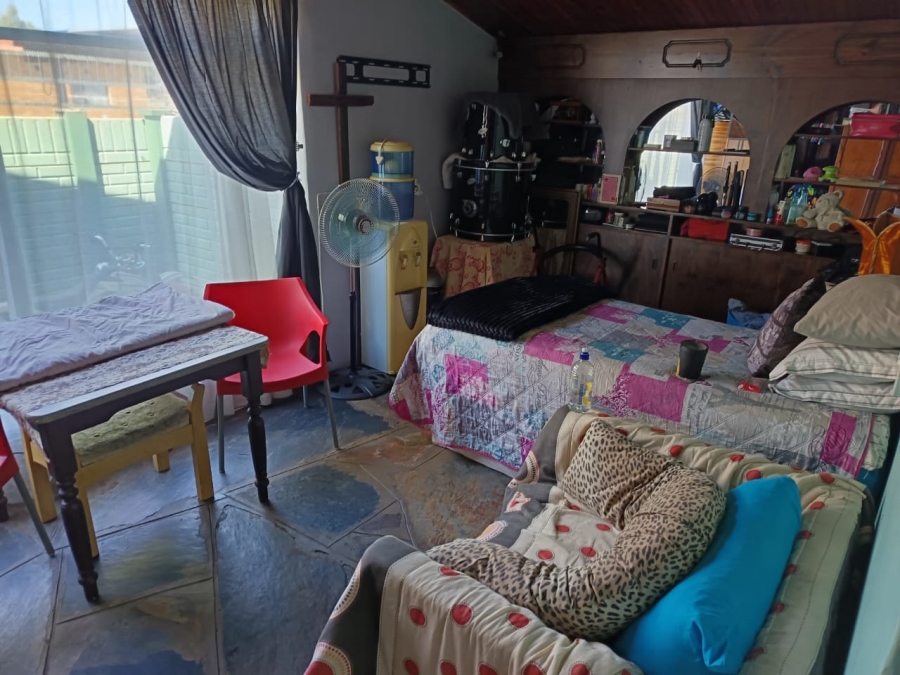 4 Bedroom Property for Sale in Vanderbijlpark CW 5 Gauteng