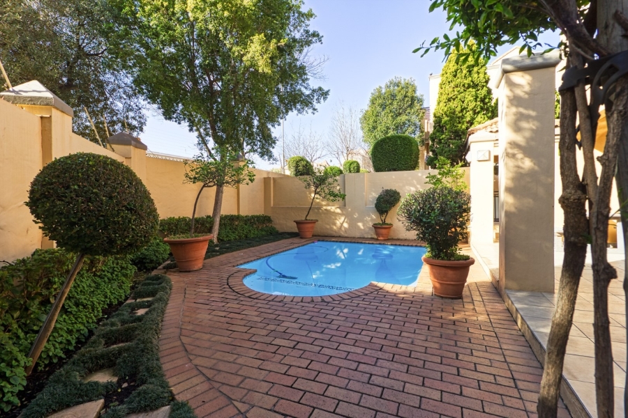 To Let 0 Bedroom Property for Rent in Lonehill Gauteng