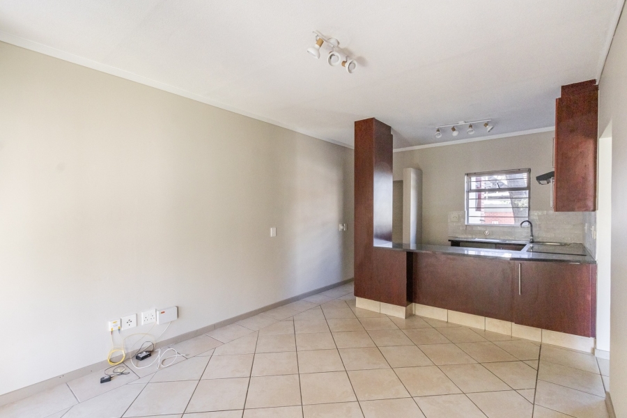 1 Bedroom Property for Sale in Lonehill Gauteng