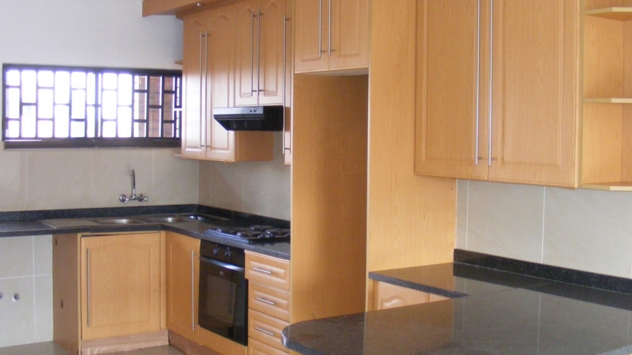 2 Bedroom Property for Sale in Lenasia Gauteng