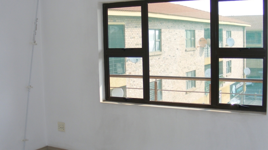 2 Bedroom Property for Sale in Lenasia Gauteng