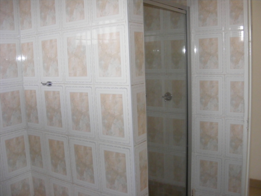 2 Bedroom Property for Sale in Lenasia Gauteng