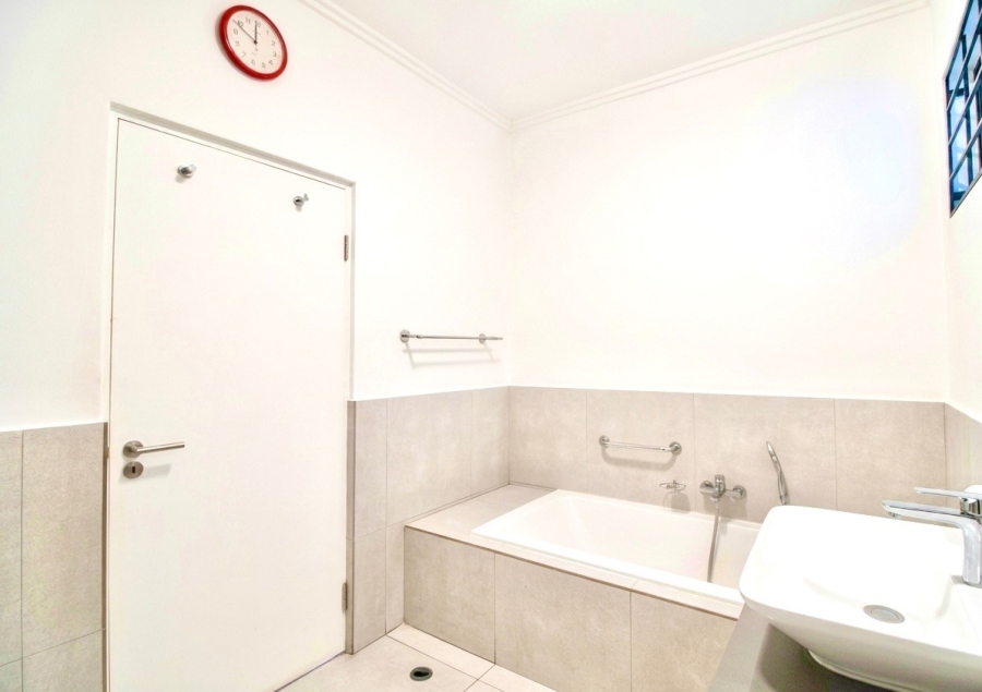 To Let 2 Bedroom Property for Rent in Edenburg Gauteng
