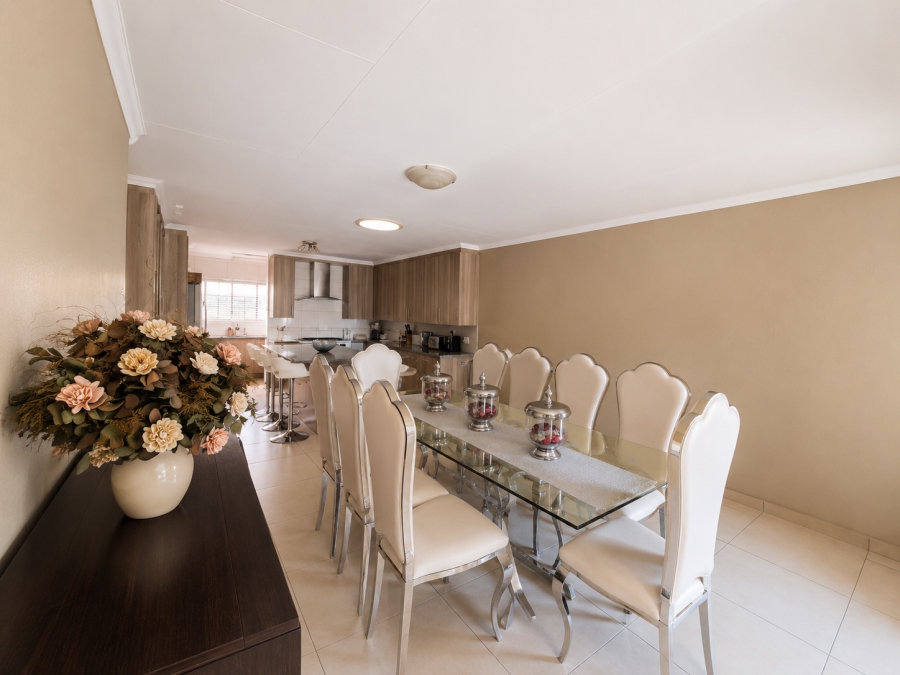 3 Bedroom Property for Sale in Rooihuiskraal North Gauteng