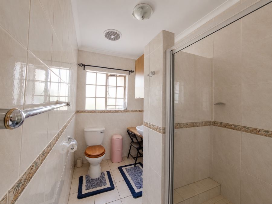 3 Bedroom Property for Sale in Rooihuiskraal North Gauteng