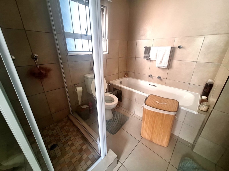 2 Bedroom Property for Sale in Montana Gauteng