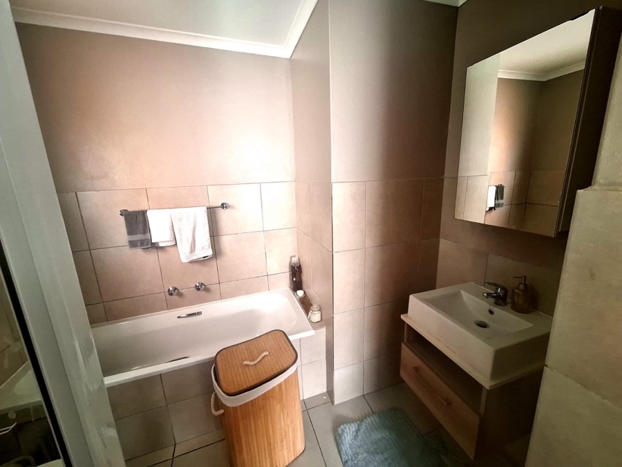 2 Bedroom Property for Sale in Montana Gauteng