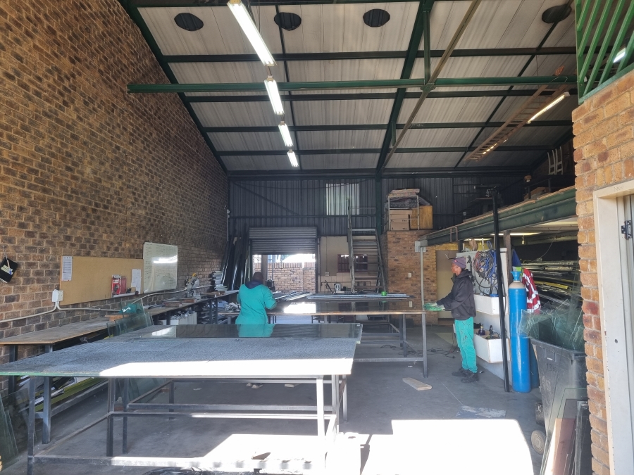 To Let Commercial Property for Rent in Hennopspark Gauteng