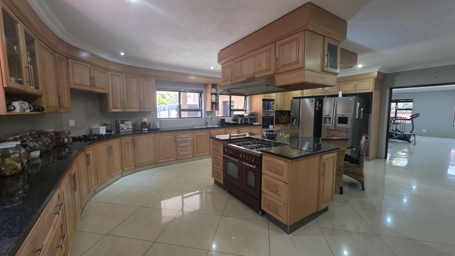 5 Bedroom Property for Sale in Menlo Park Gauteng
