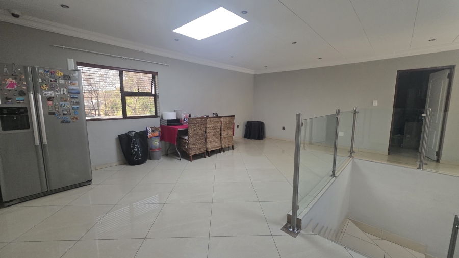 5 Bedroom Property for Sale in Menlo Park Gauteng