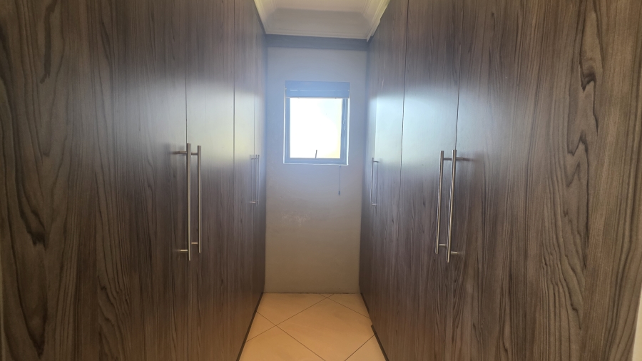5 Bedroom Property for Sale in Menlo Park Gauteng