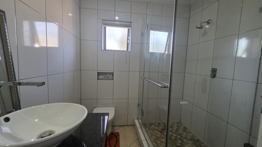 5 Bedroom Property for Sale in Menlo Park Gauteng