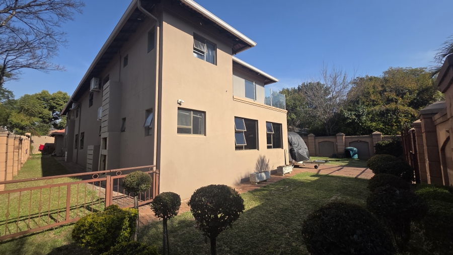 5 Bedroom Property for Sale in Menlo Park Gauteng