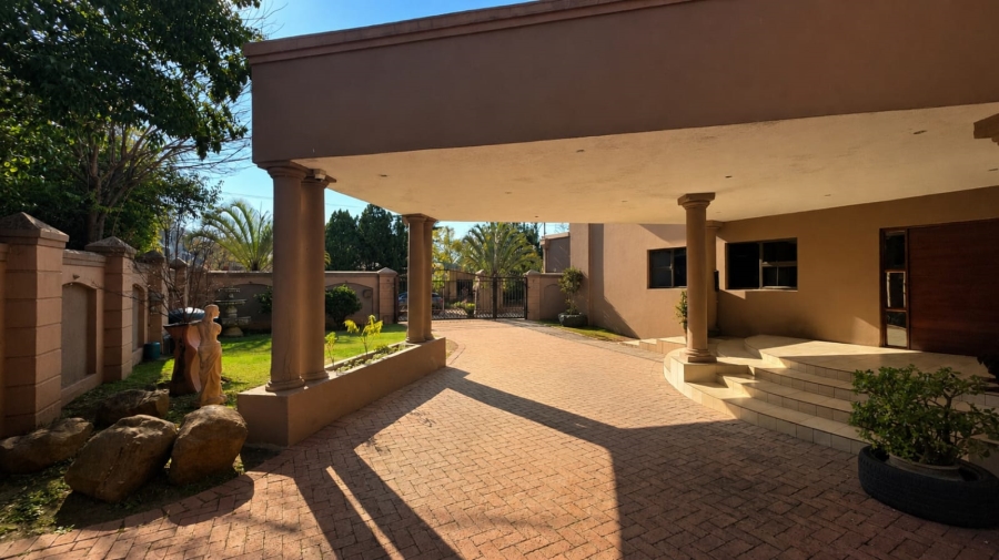 5 Bedroom Property for Sale in Menlo Park Gauteng