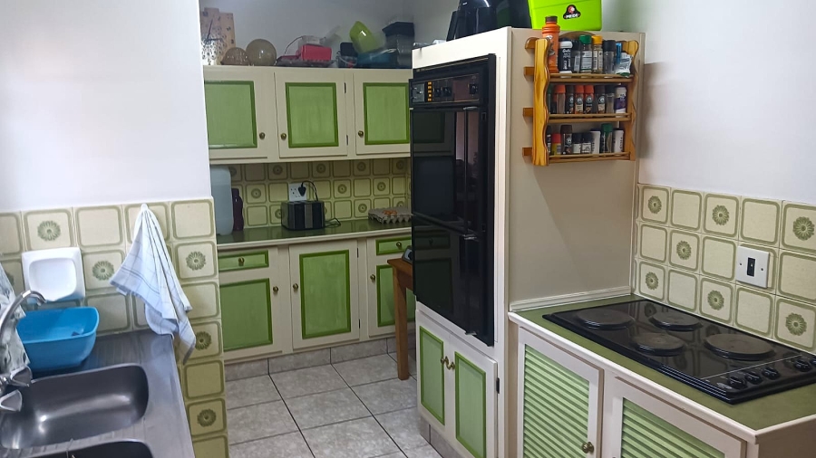 4 Bedroom Property for Sale in Van Riebeeck Park Gauteng