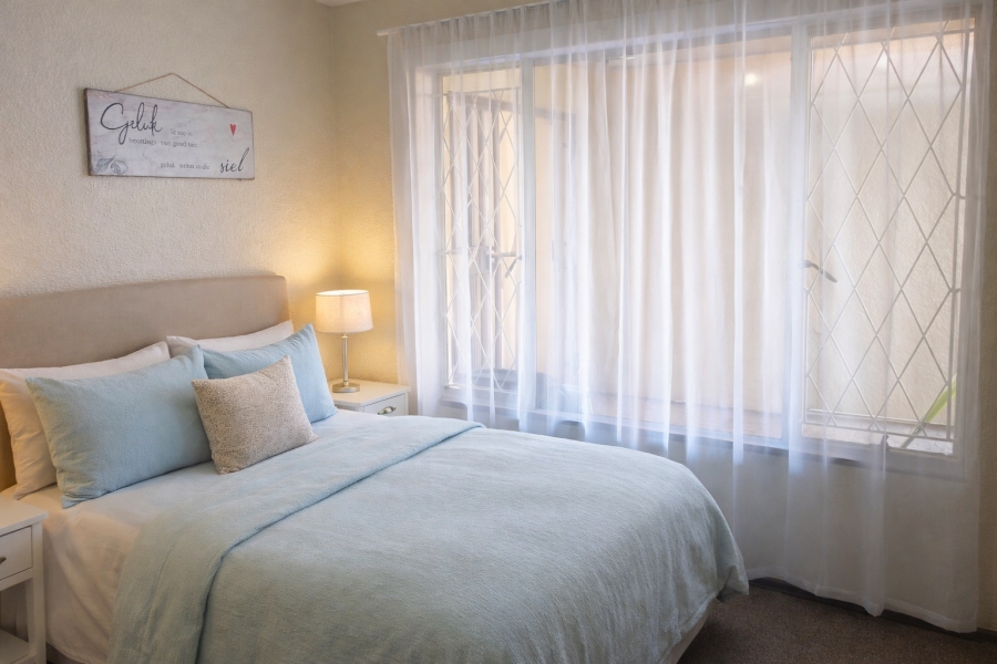 4 Bedroom Property for Sale in Van Riebeeck Park Gauteng