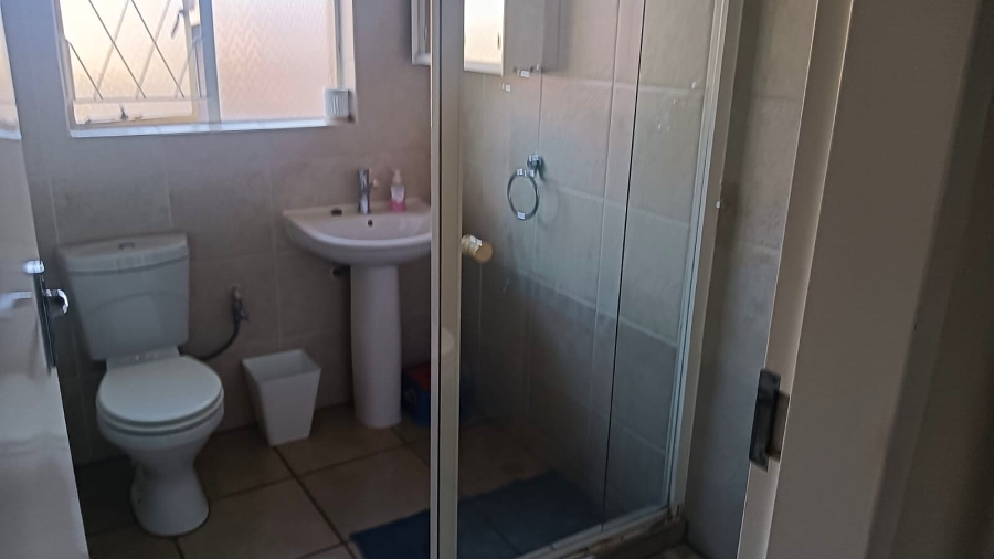 4 Bedroom Property for Sale in Van Riebeeck Park Gauteng