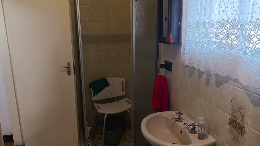 4 Bedroom Property for Sale in Van Riebeeck Park Gauteng