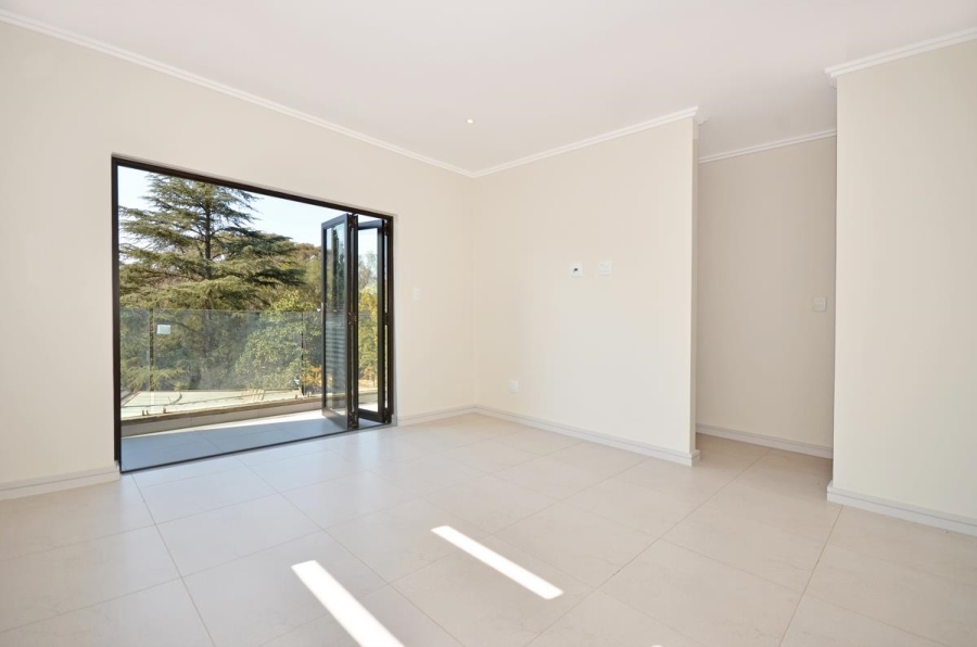 To Let 3 Bedroom Property for Rent in Petervale Gauteng