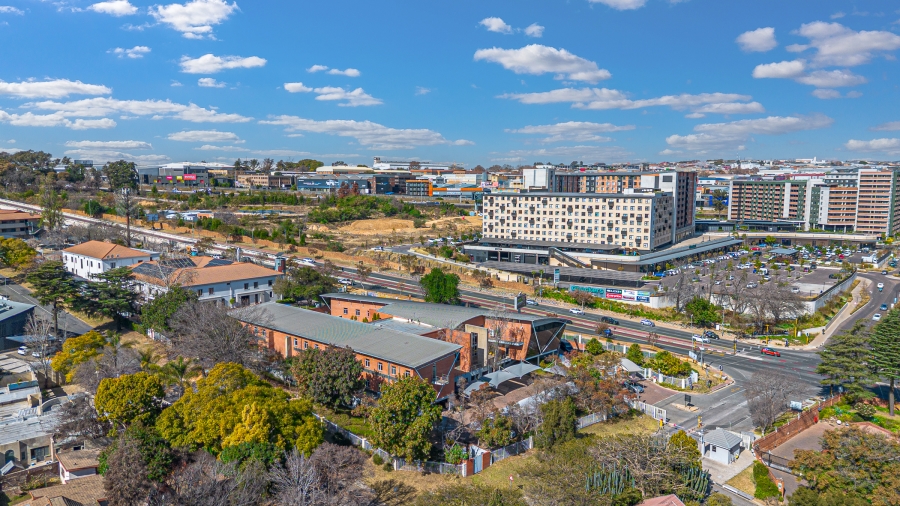 To Let Commercial Property for Rent in Strathavon Gauteng