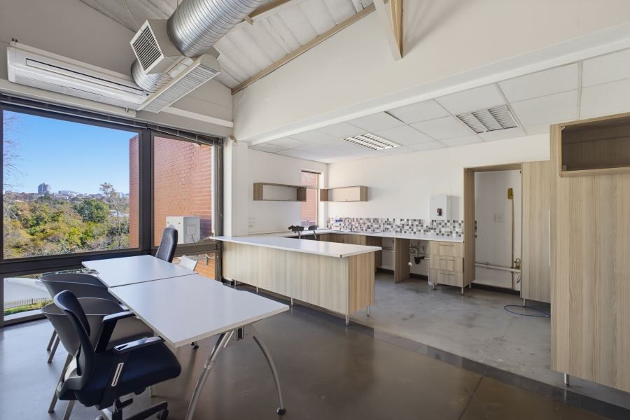 To Let Commercial Property for Rent in Strathavon Gauteng