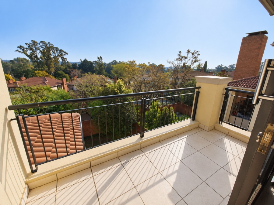 To Let 3 Bedroom Property for Rent in Douglasdale Gauteng
