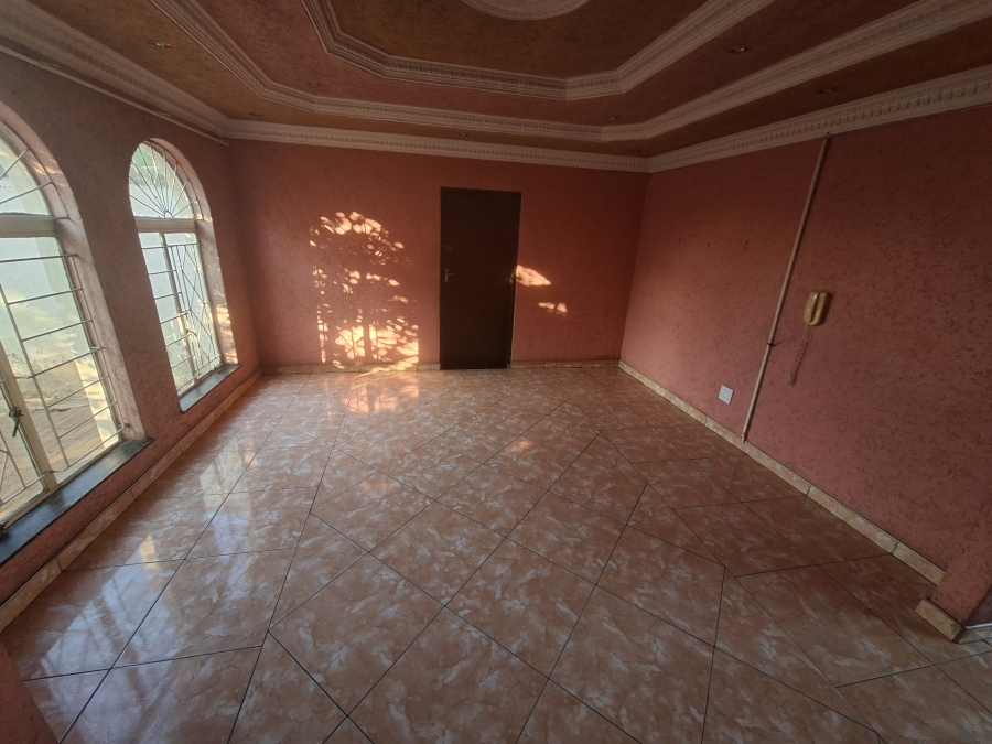 To Let 4 Bedroom Property for Rent in Leondale Gauteng