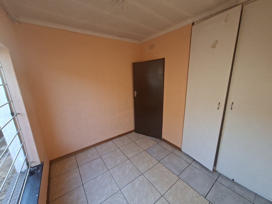 To Let 4 Bedroom Property for Rent in Leondale Gauteng