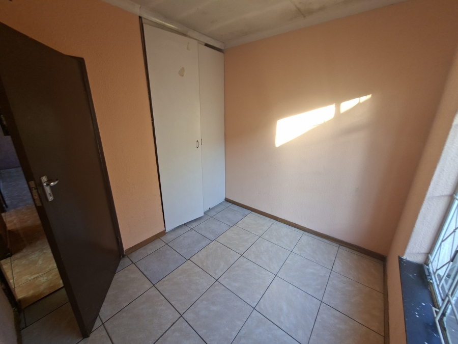 To Let 4 Bedroom Property for Rent in Leondale Gauteng