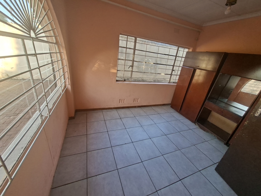 To Let 4 Bedroom Property for Rent in Leondale Gauteng