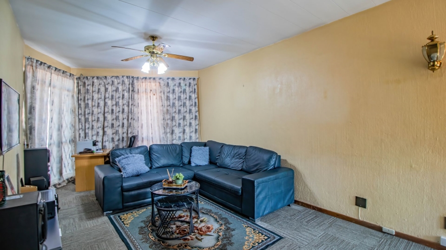 2 Bedroom Property for Sale in Pretoria Gardens Gauteng