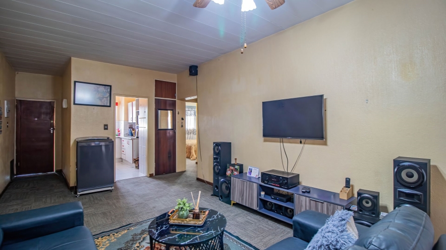 2 Bedroom Property for Sale in Pretoria Gardens Gauteng
