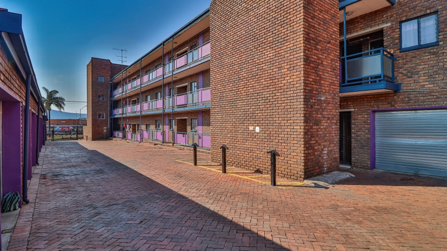 2 Bedroom Property for Sale in Pretoria Gardens Gauteng
