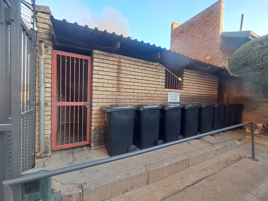 2 Bedroom Property for Sale in Benoni Central Gauteng