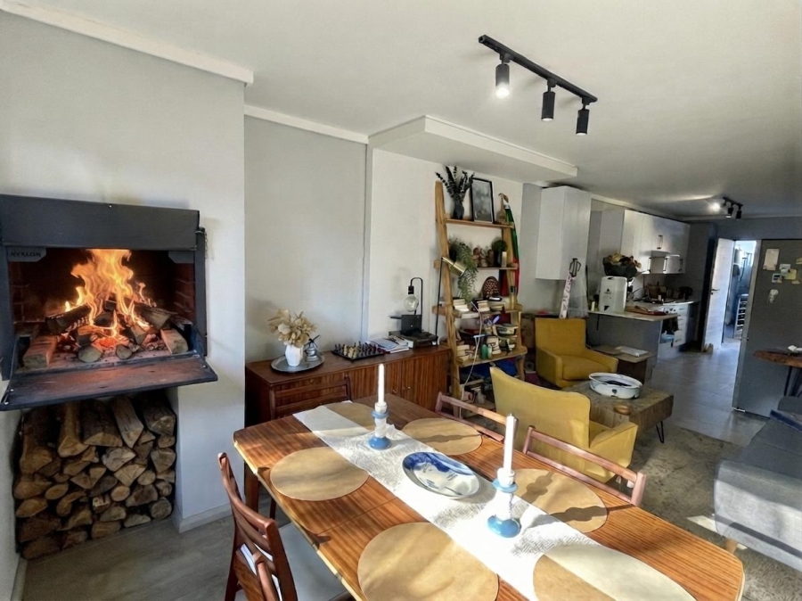 To Let 2 Bedroom Property for Rent in Alphen Park Gauteng