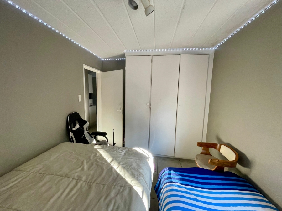 2 Bedroom Property for Sale in Groenkloof Gauteng