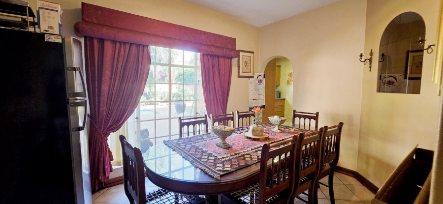 6 Bedroom Property for Sale in Amandasig Gauteng