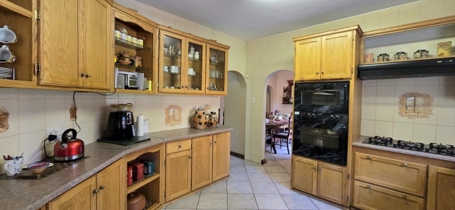 6 Bedroom Property for Sale in Amandasig Gauteng