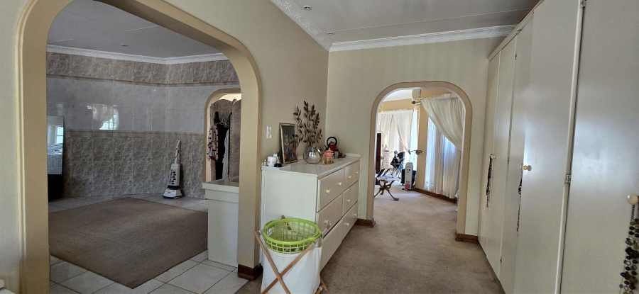 6 Bedroom Property for Sale in Amandasig Gauteng