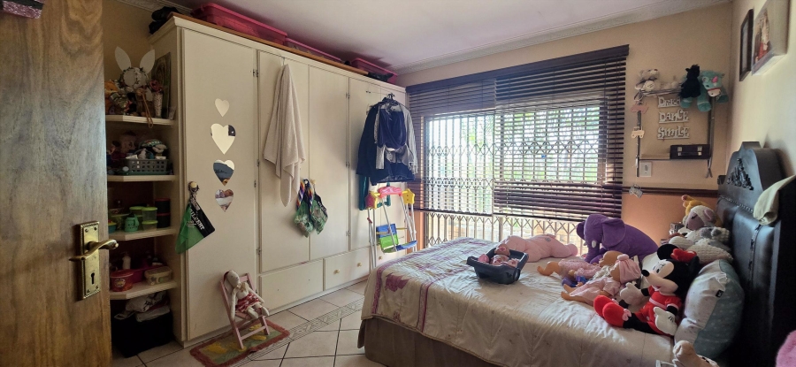 6 Bedroom Property for Sale in Amandasig Gauteng